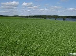 18445 Van Horn Rd, Trenton, MI 48183