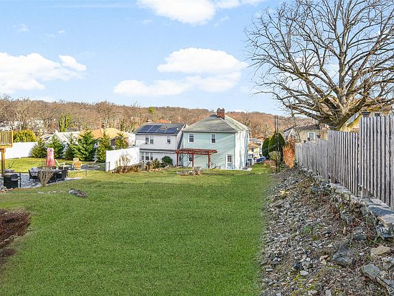 2nd image of Pinebrook Road