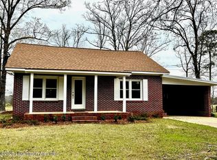 1198 Warren Cir N, Alexander City, AL 35010