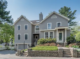 14 Corbett St, Andover, MA 01810