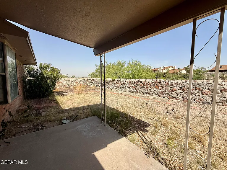7113 El Cajon Dr — Photo 29