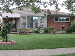 13019 Edison St, Southgate, MI 48195