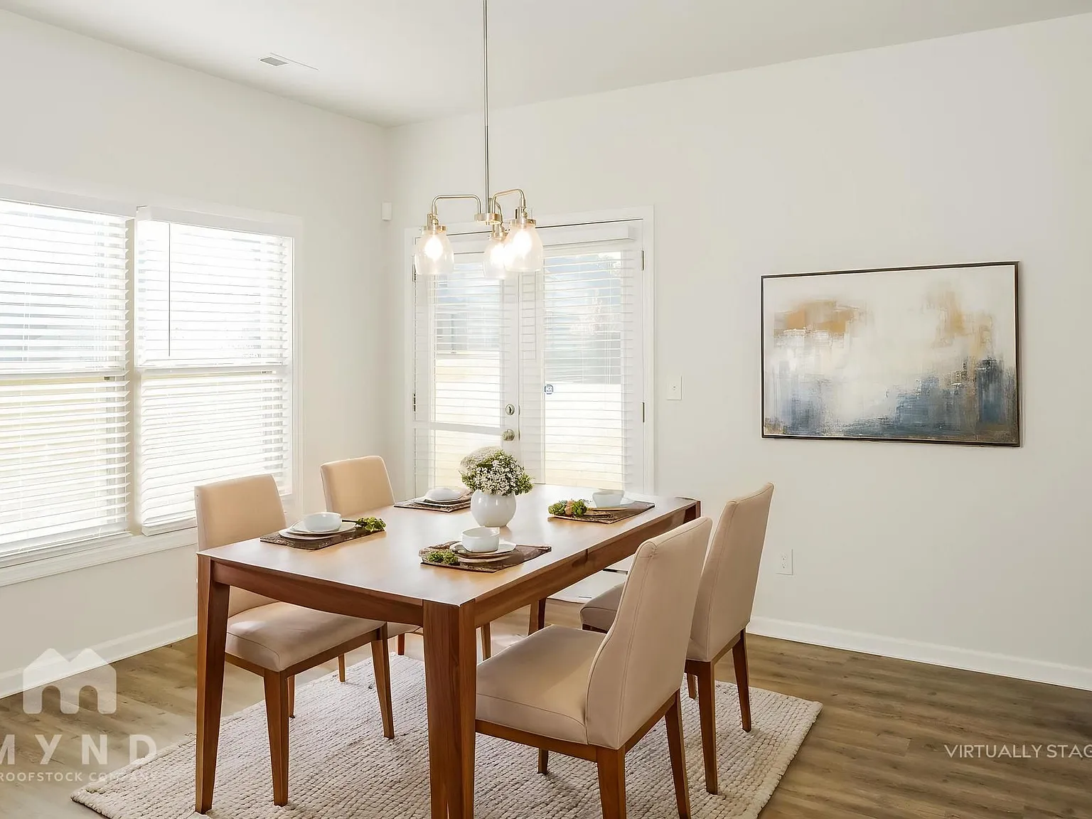 4 bed, 3.0 bath, 2574 sqft, $2,119 — Photo 3