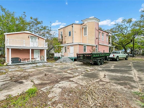 3rd image of 2232 Esplanade Ave