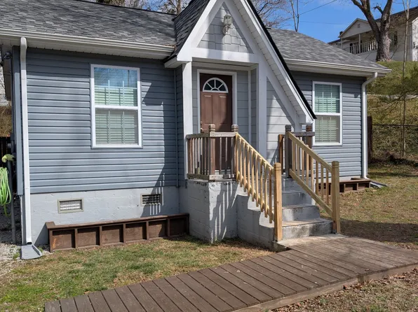125 McGinness Ave, Carthage, TN 37030