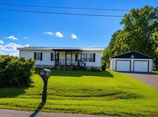 111 Halfway House Rd, Waddington, NY 13694