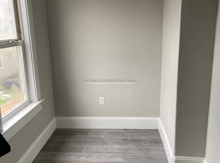 56 Cushing St APT 2, Waltham, MA 02453