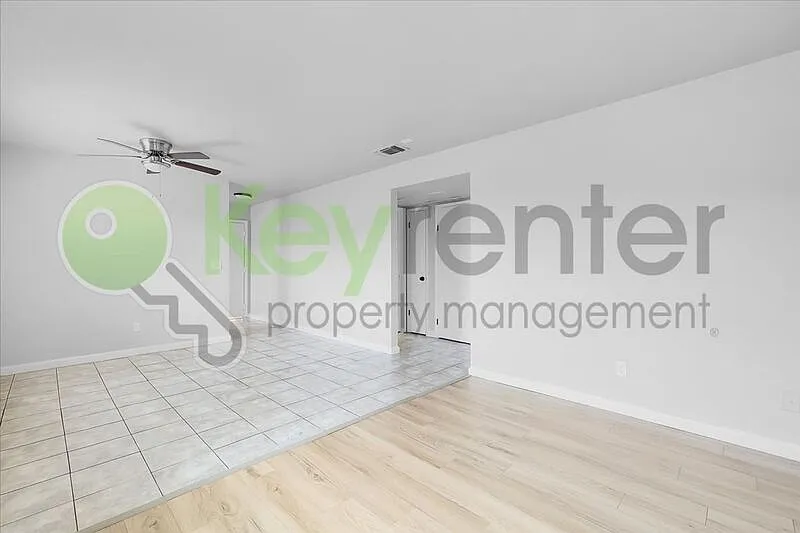 2 bed, 1.0 bath, 750 sqft, $1,400 — Photo 4