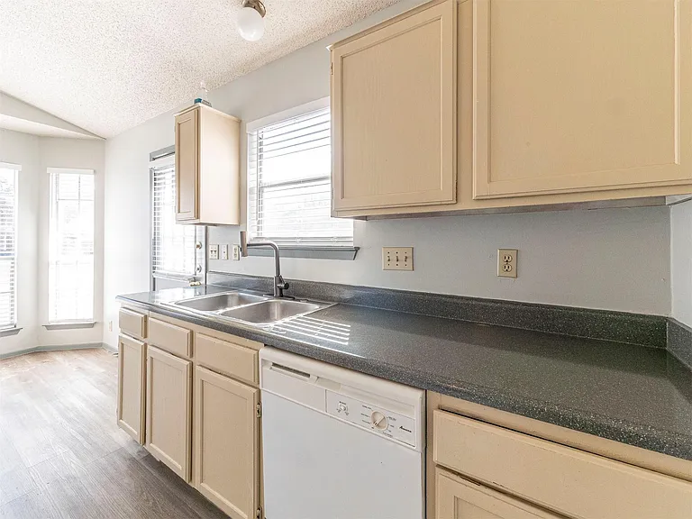 9624 Sugar Hill Dr #A — Photo 12