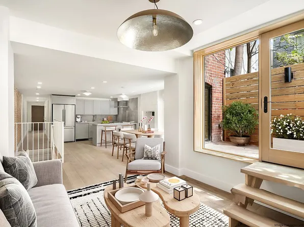 1006 Bergen St #A, Brooklyn, NY 11216