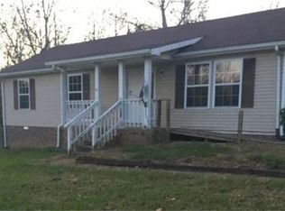 1801 Antler Dr, Woodlawn, TN 37191