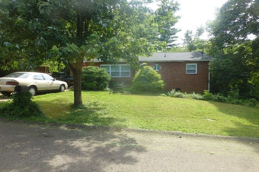 1st image of 3707 Southwood Dr