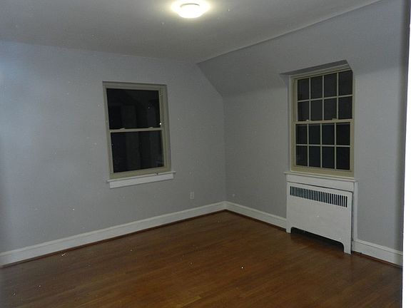 NW Bedroom