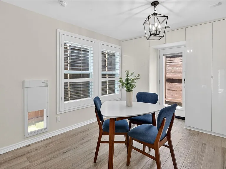 4315 Cabell Dr — Photo 13