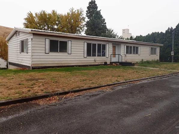 2202 State St, Pomeroy, WA 99347