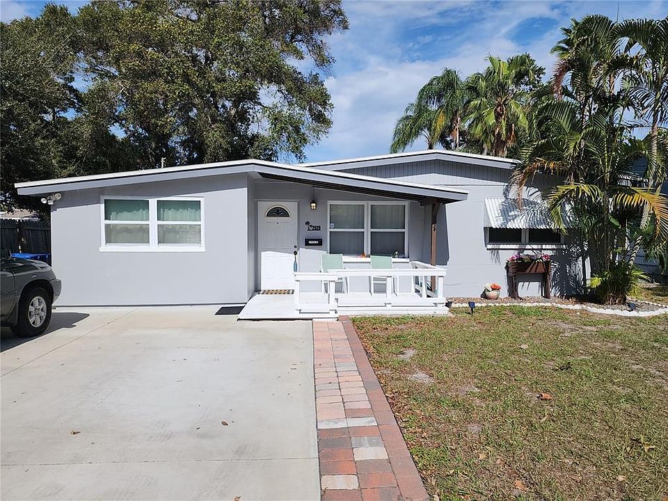 1st image of 2929 11TH AVENUE N