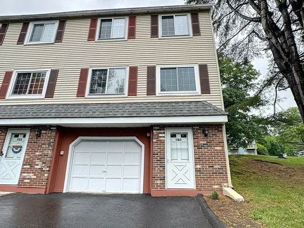 92 Cynthia Lane APT B6, Middletown, CT 06457