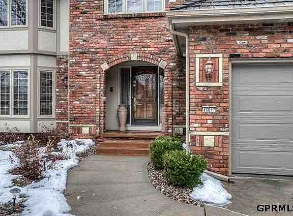 2nd image of 13017 Seward St