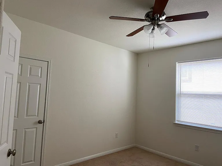 2918 Zelma Dr — Photo 20