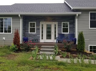 7424 S Hardsaw Rd, Oak Grove, MO 64075