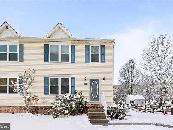 2nd image of 116 Ruel Ave