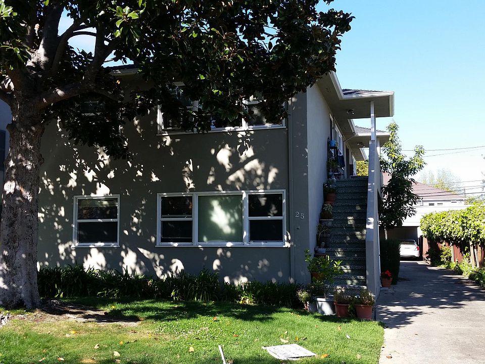 25 Duane St., RWC, Best Westside Location!