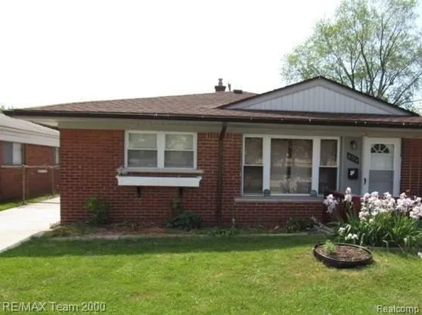 6784 Cooper St, Taylor, MI 48180