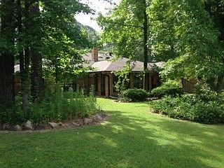 5th image of 132 Crestwood Acres
