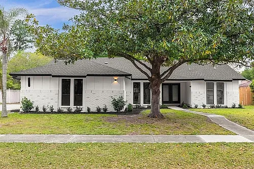 3536 Premier Dr Photo 1