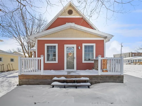 302 Cass St, Adair, IA 50002