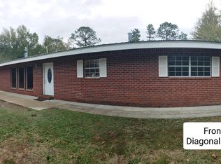 6 Davis Bayou Rd, Ocean Springs, MS 39564