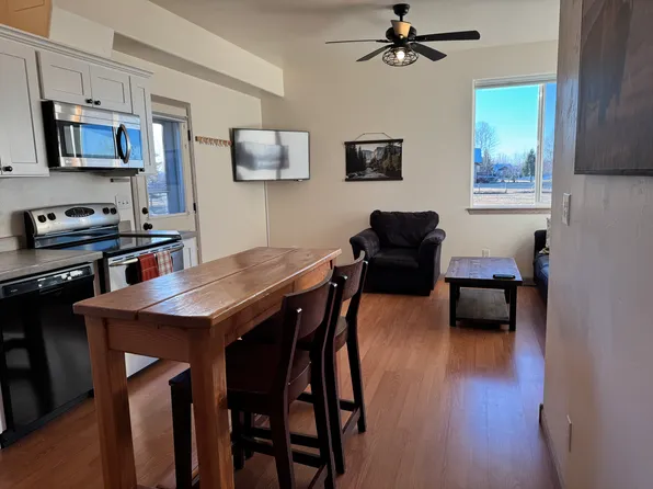 195 Skipper St #Adu, Belgrade, MT 59714