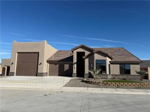 1305 E Placer Dr, Fort Mohave, AZ 86426