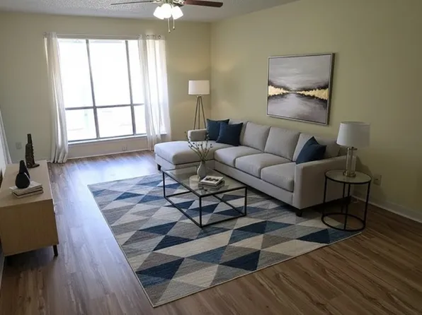 4859 Cedar Springs Rd APT 358, Dallas, TX 75219