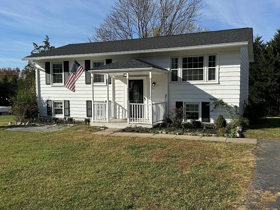 1st image of 701 Payton Dr