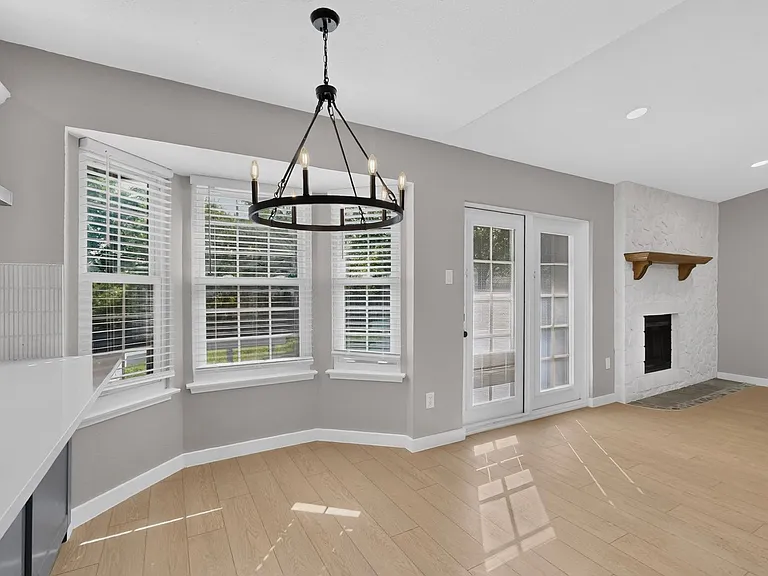 6708 Johnnie Ct — Photo 13