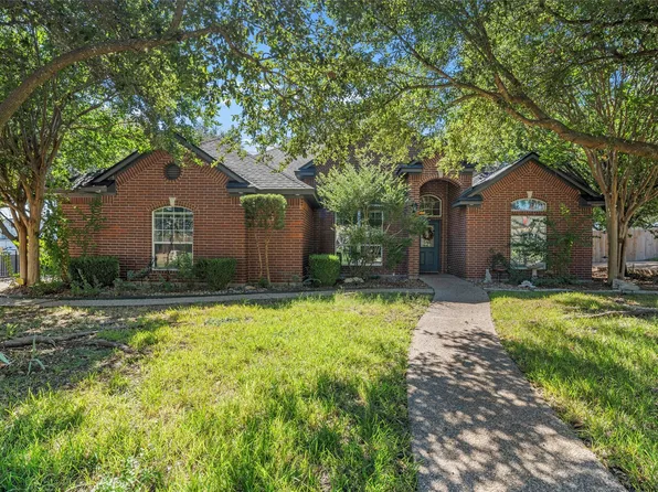 1404 Fort Collins Dr, Woodway, TX 76712