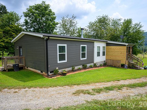 2nd image of 324 Plemmons Pl