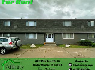 830 15th Ave SW #5, Cedar Rapids, IA 52404