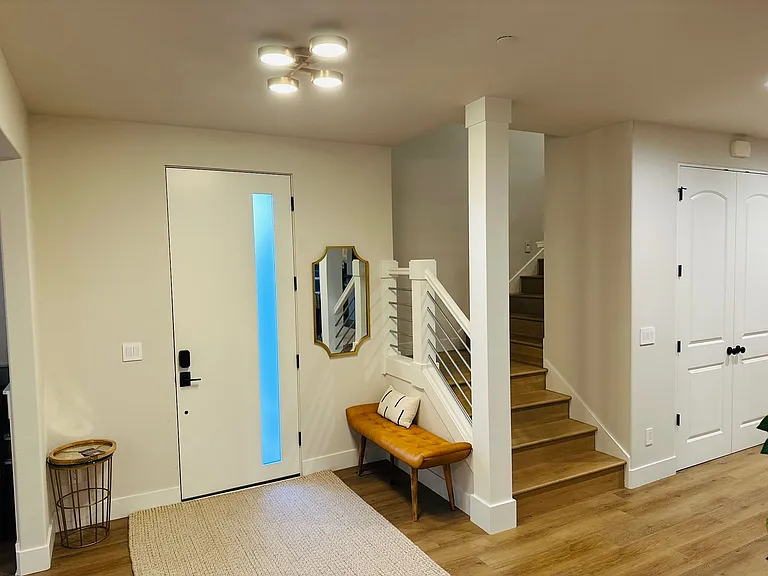 1740 NW Klickitat St — Photo 7