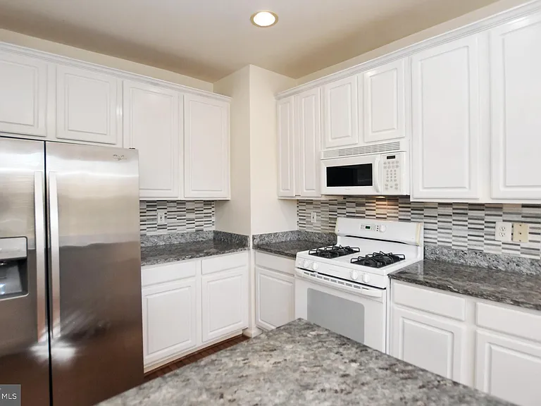 603 Gaither Rd — Photo 11