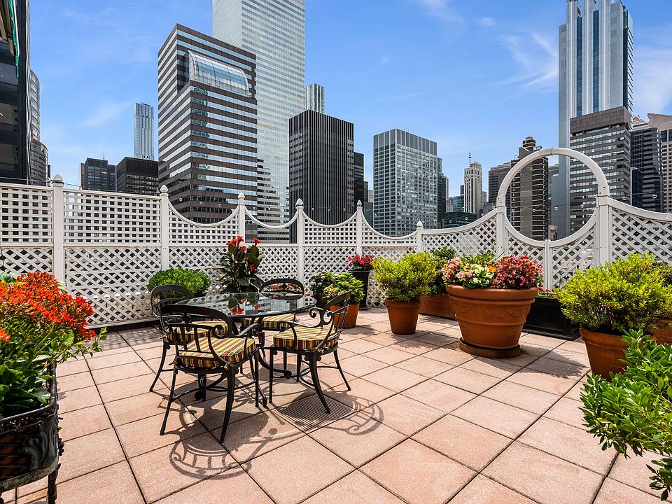 1st image of 200 E 57th St Penthouse M