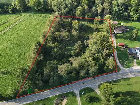 555 Leckrone Highhouse Rd, Mc Clellandtown, PA 15458