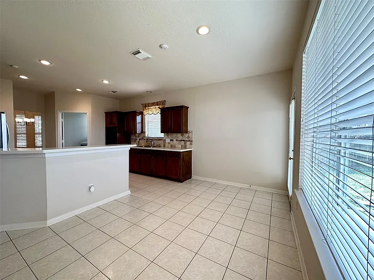12938 Deer Sage Ct — Photo 10