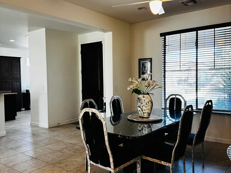 2572 N 165th Dr — Photo 11