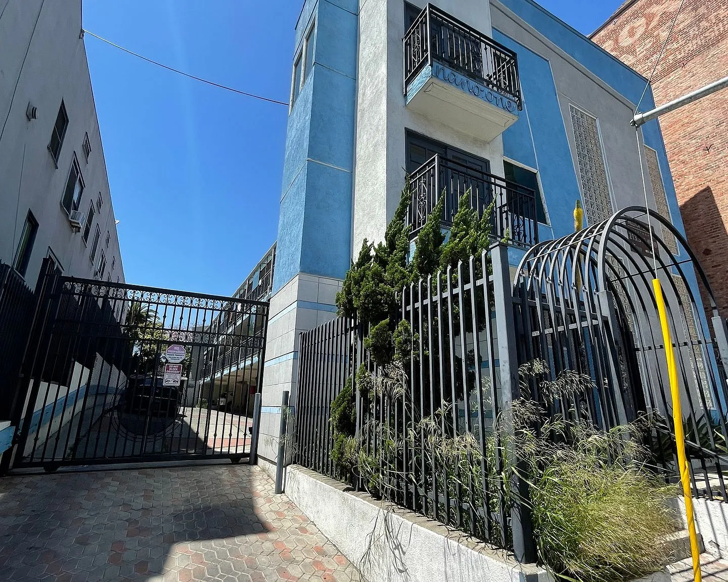 Hilltop Lofts — Photo 4