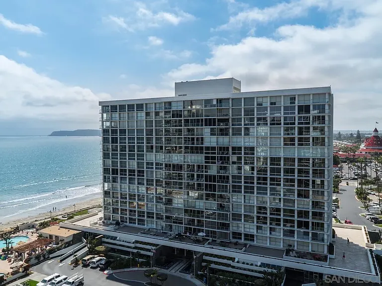 1750 Avenida Del Mundo #1206 — Photo 4