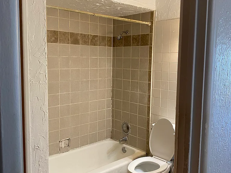 3015 W 87th St #2E — Photo 12