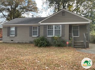 1640 Ivy Rd, Memphis, TN 38117