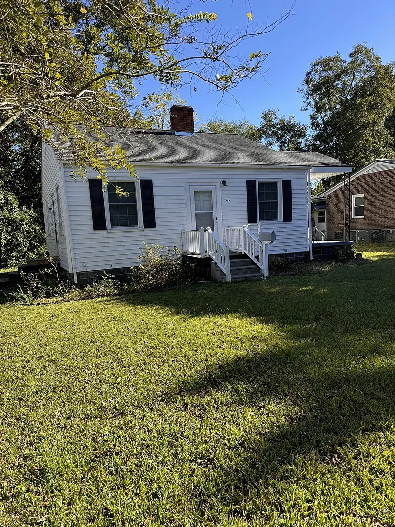 Three Bears House in New Bern — Photo 1
